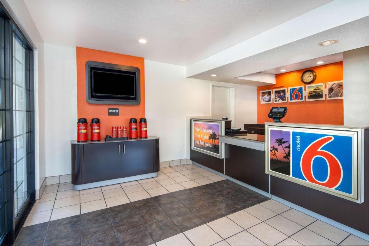 Motel 6-Thousand Oaks, Ca Ньюбери-Парк Экстерьер фото