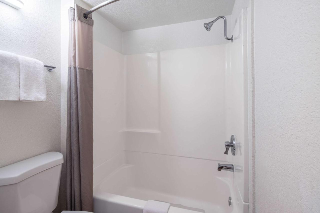 Motel 6-Thousand Oaks, Ca Ньюбери-Парк Экстерьер фото