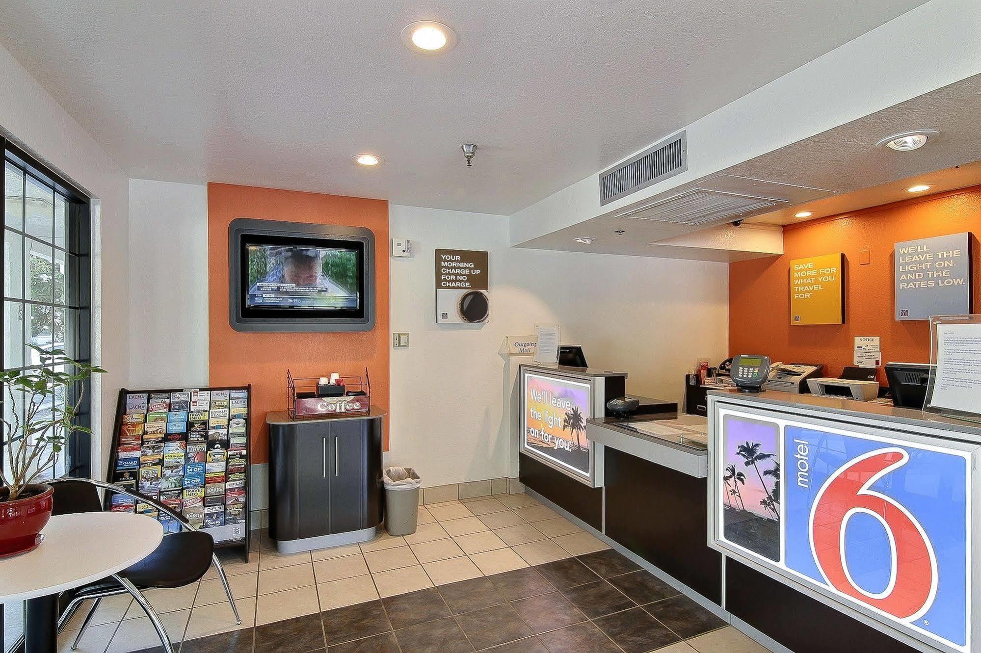 Motel 6-Thousand Oaks, Ca Ньюбери-Парк Экстерьер фото